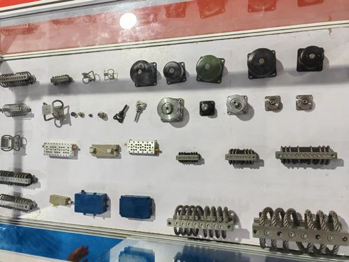 أخبار الشركة الأخيرة عن ظهرت شركة شيان هوان الميكروويف المحدودة في معرض التصنيع الدولي للمعدات في غرب الصين 2023 لإظهار قوة الابتكار في الصناعة