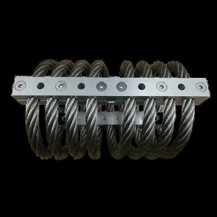 عازلات الصدمة المكونة من المطاط لتحكم الاهتزاز في الصناعة